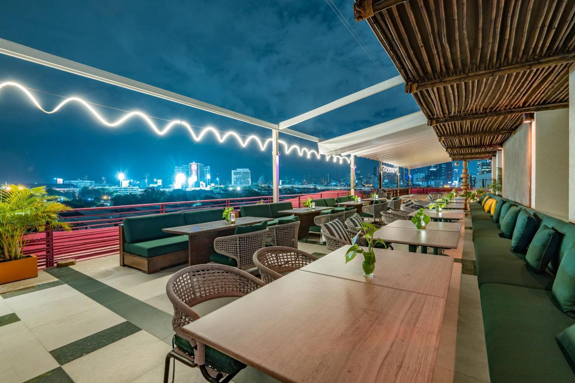 The Fig Lobby Bangkok Hotell Exteriör bild